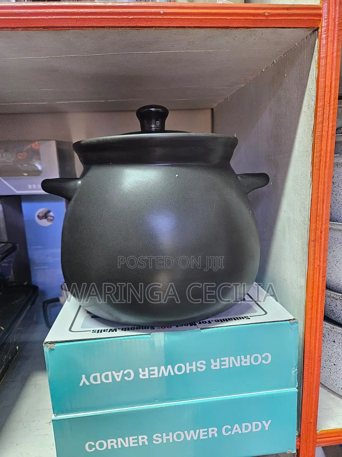 Hardened Porcelain Pot