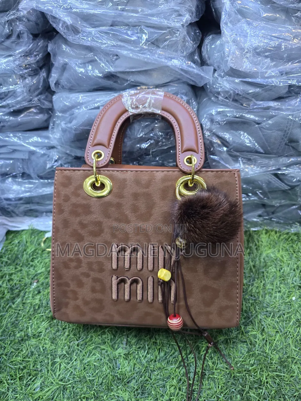 Pretty Min Min Bag