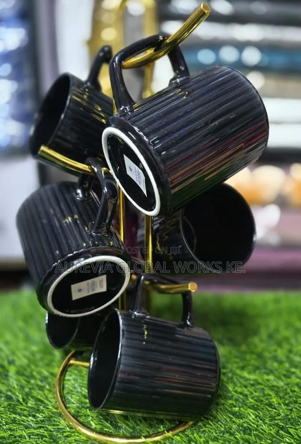 Ribbed Ceramic Mug (Black ) 350ml - main view