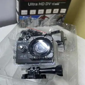 4K Sports Action Cam High-Quality 2.0 LCD Screen, Waterproof Case