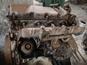 Nissan Navara yD25 Engine Gearbox