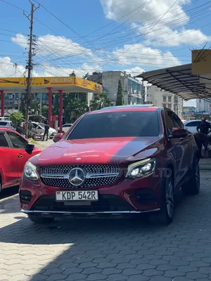Mercedes-Benz GLC-Class 2018 Red