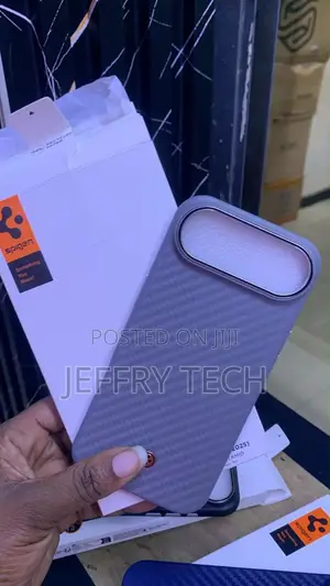 Spigen Carbon Fiber Style Phone Case iPhone 17 Air