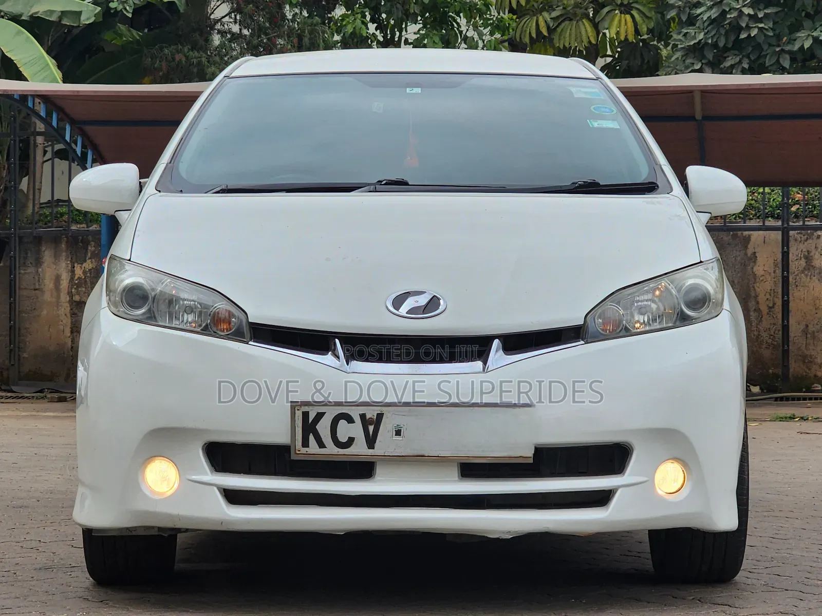 Toyota Wish 2012 White