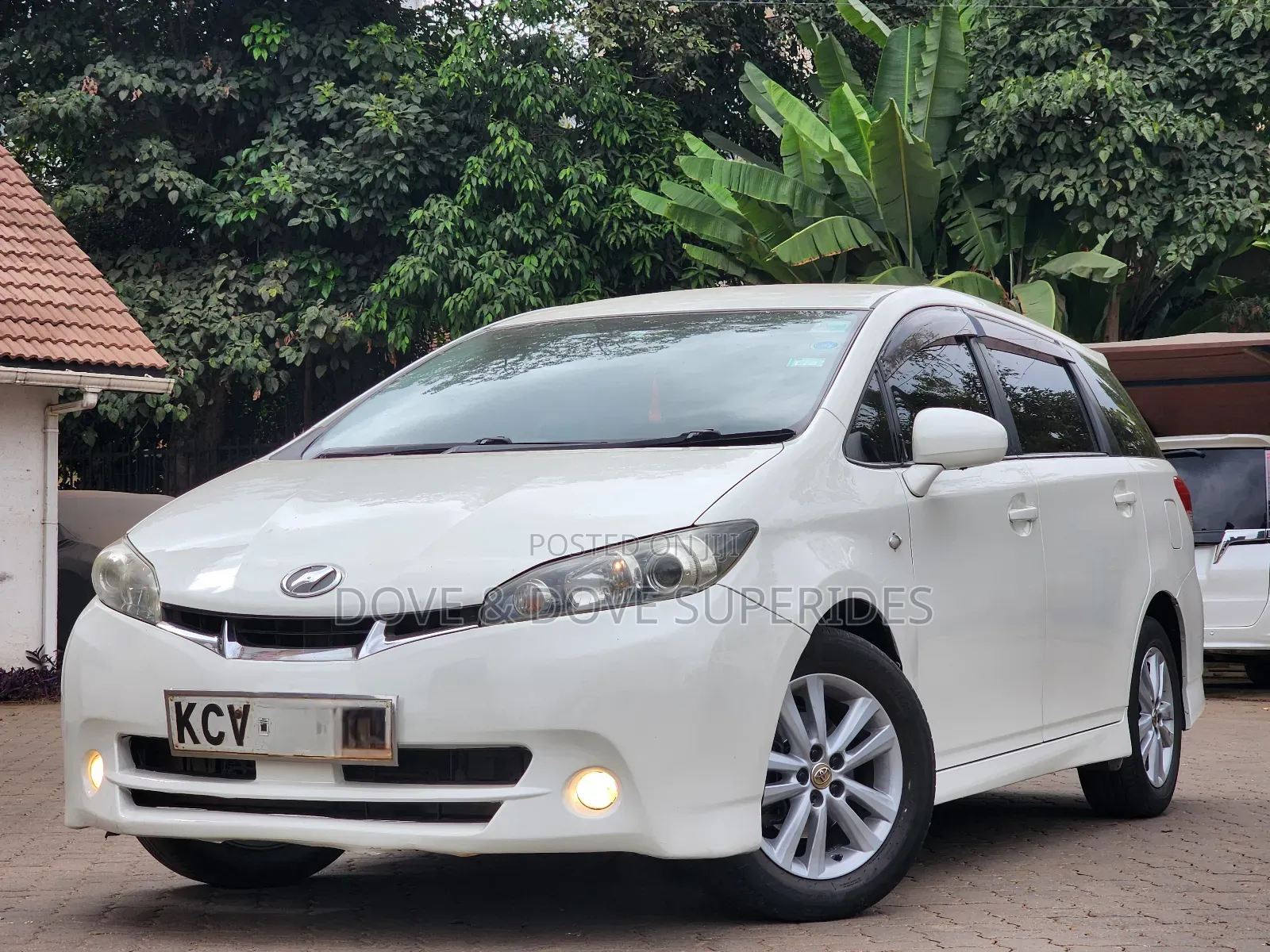 Toyota Wish 2012 White