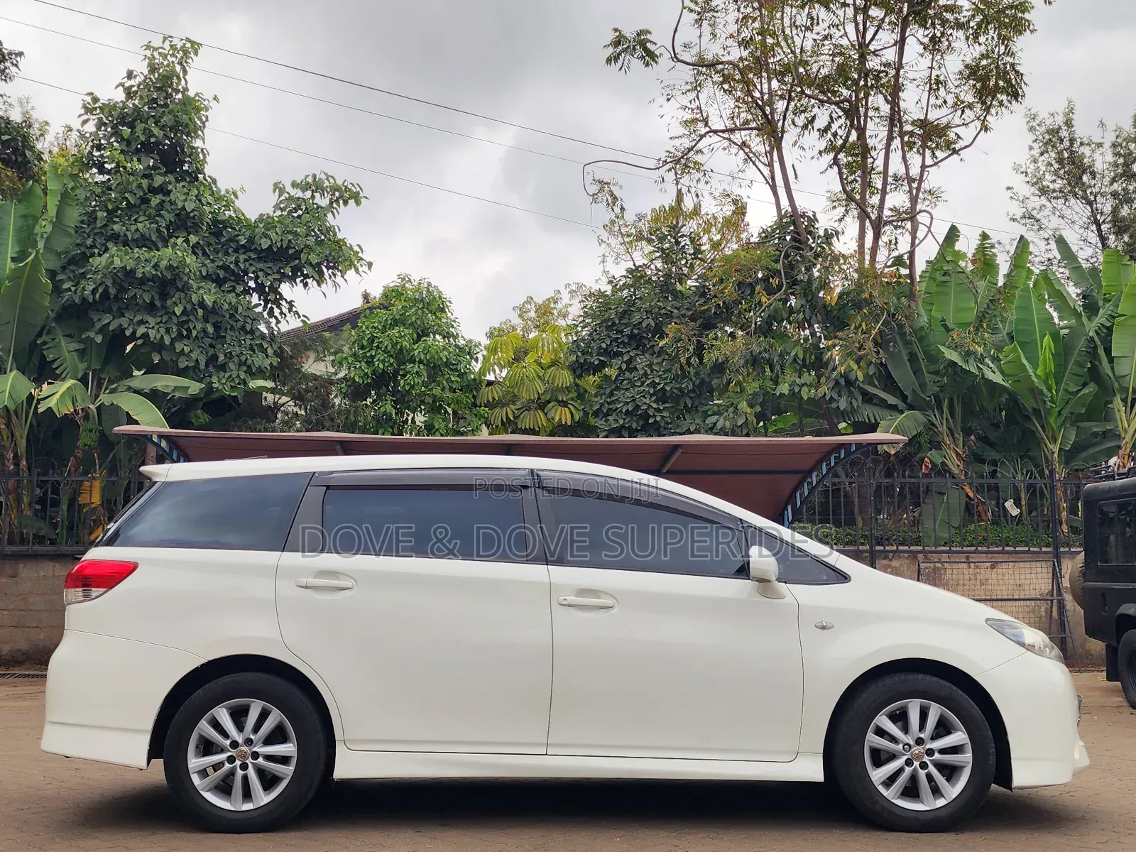 Toyota Wish 2012 White