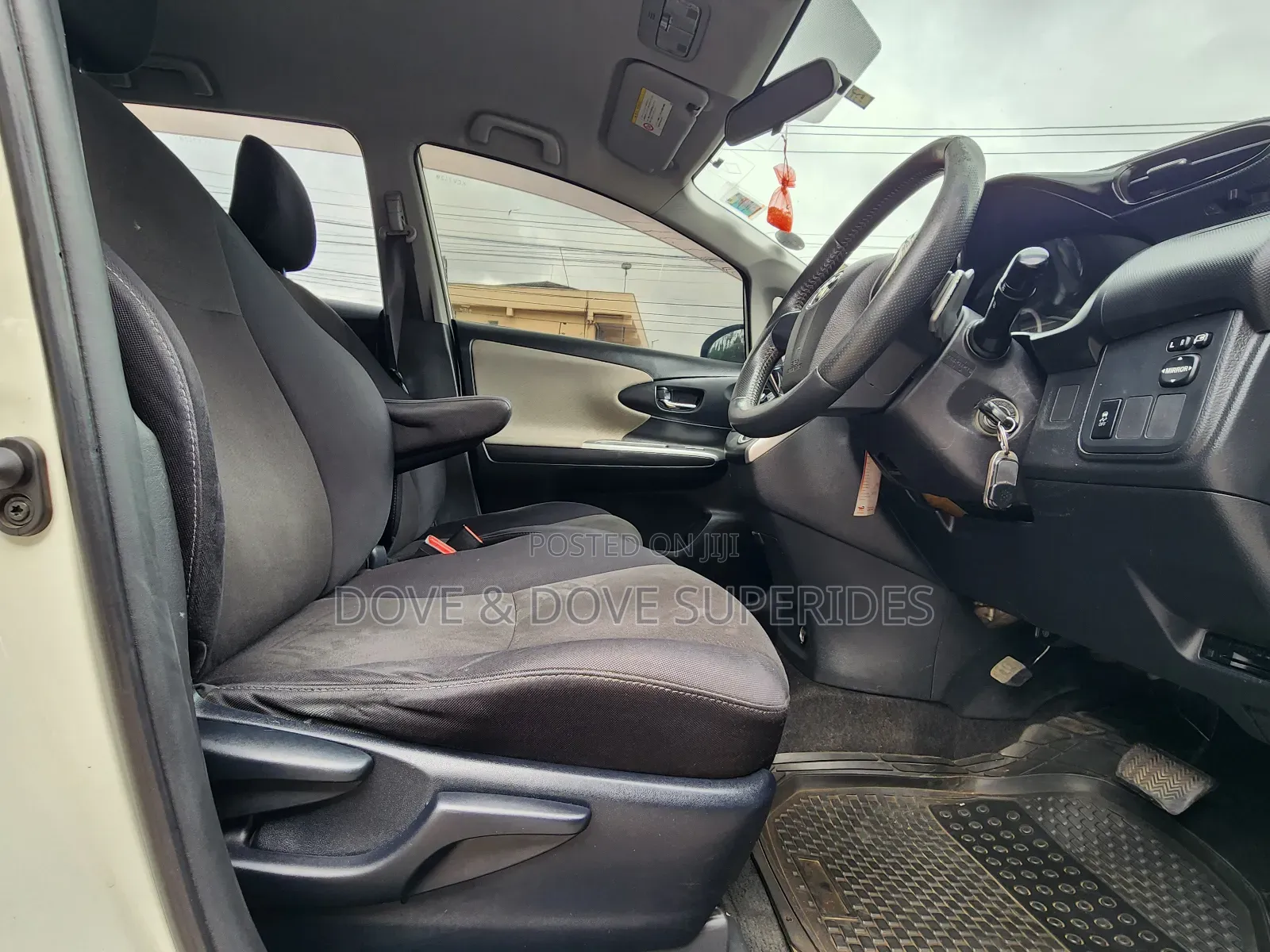 Toyota Wish 2012 White