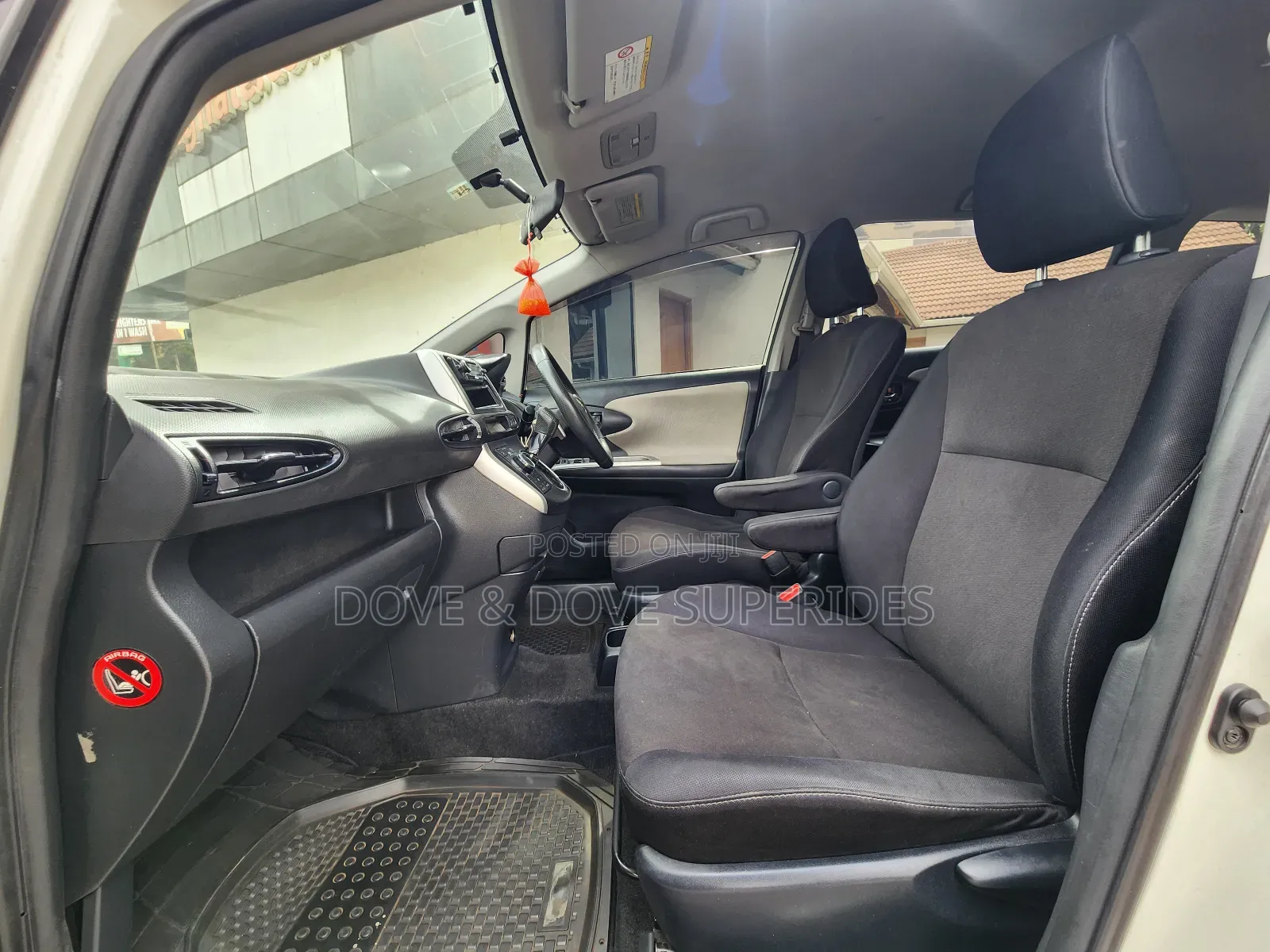Toyota Wish 2012 White