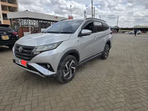 Toyota Rush 2021 Silver