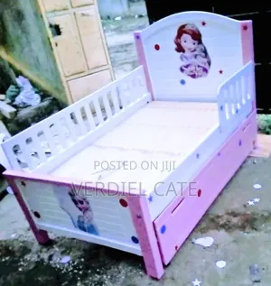 3*6 Kids Bed With Protective Fence With Down Storage Cabinet