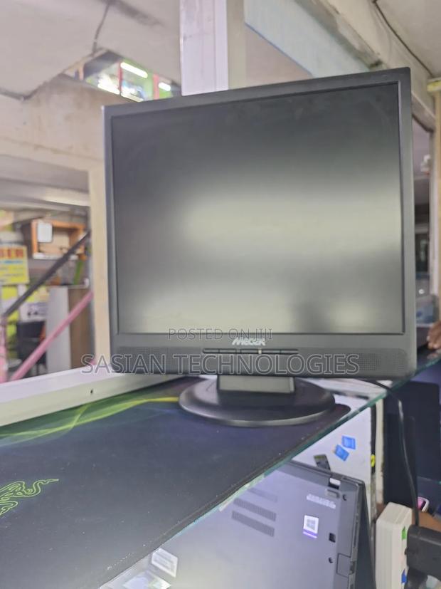 17 Inches Monitor Meter at 2000