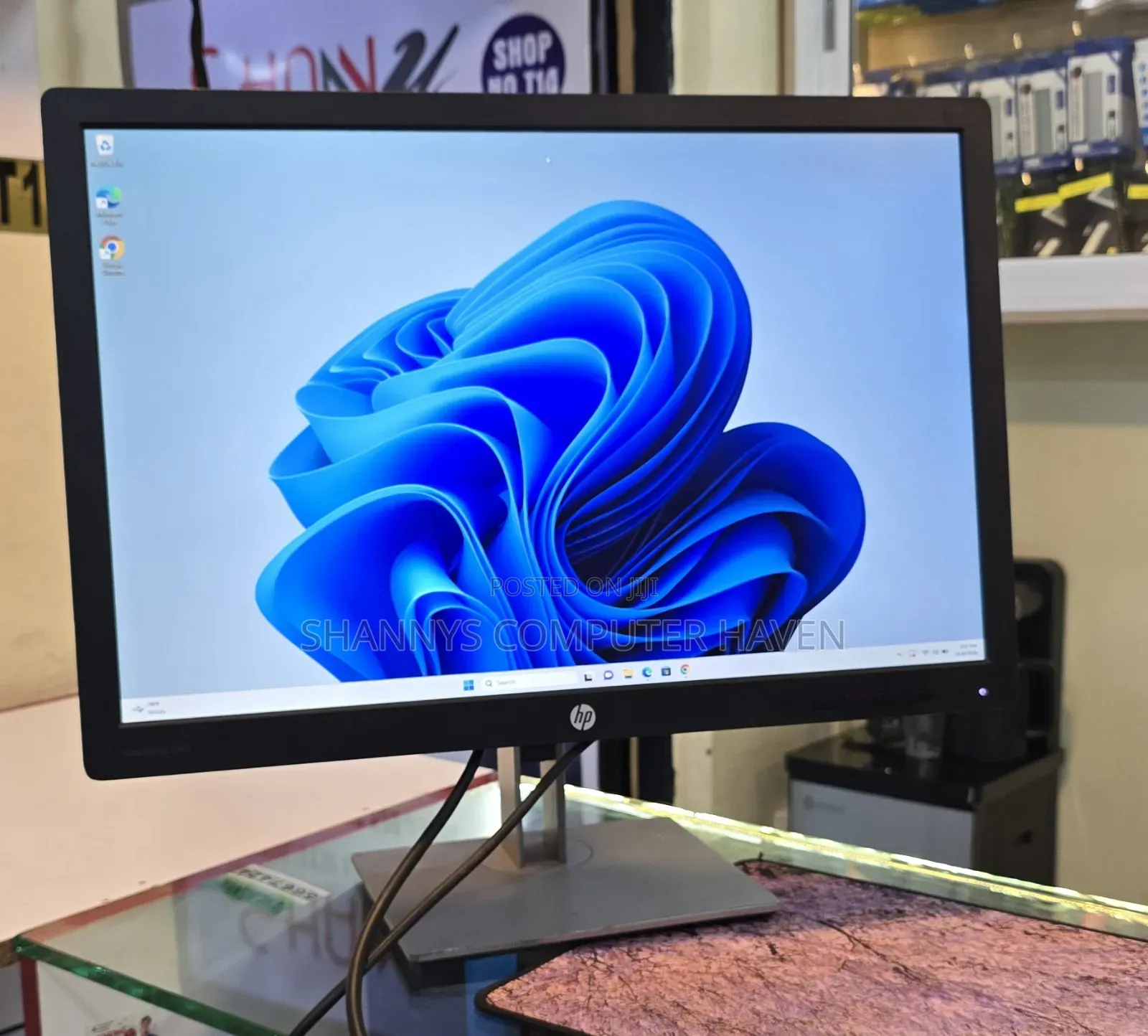 HP Elitedisplay E242 – 24-Inch Full Hd Monitor | Ips Display