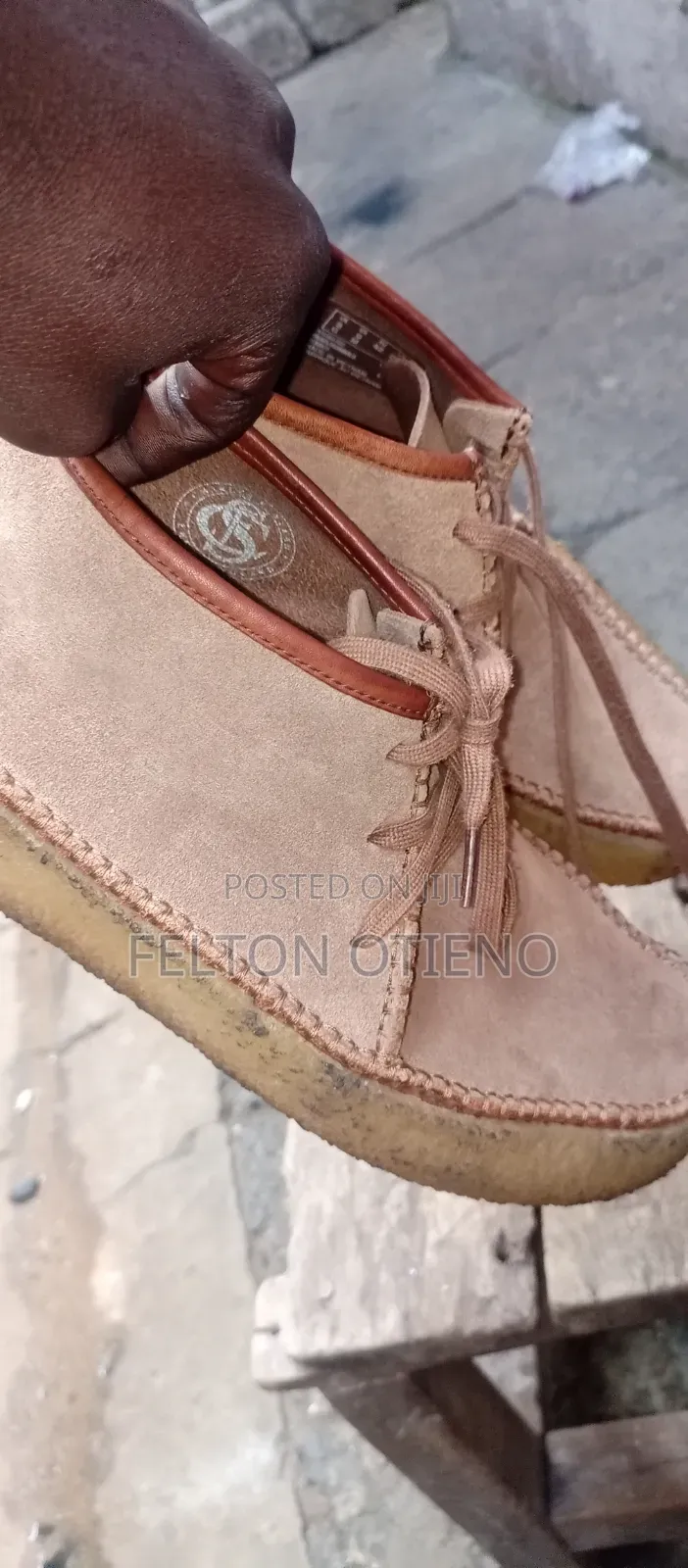 Felton Looks