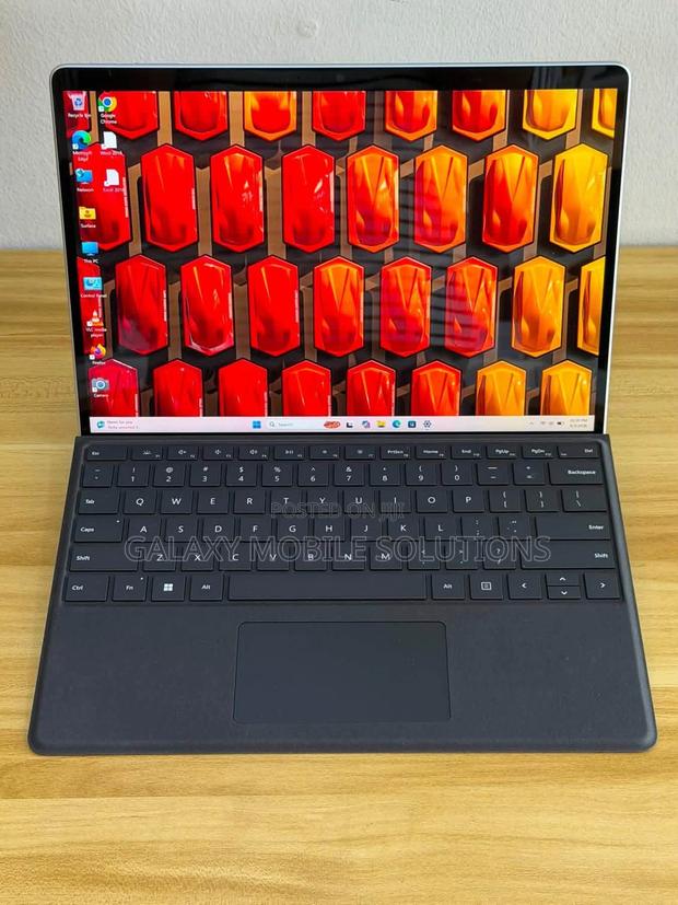 Laptop Microsoft Surface Pro 9 16GB Intel Core i7 SSD 256GB