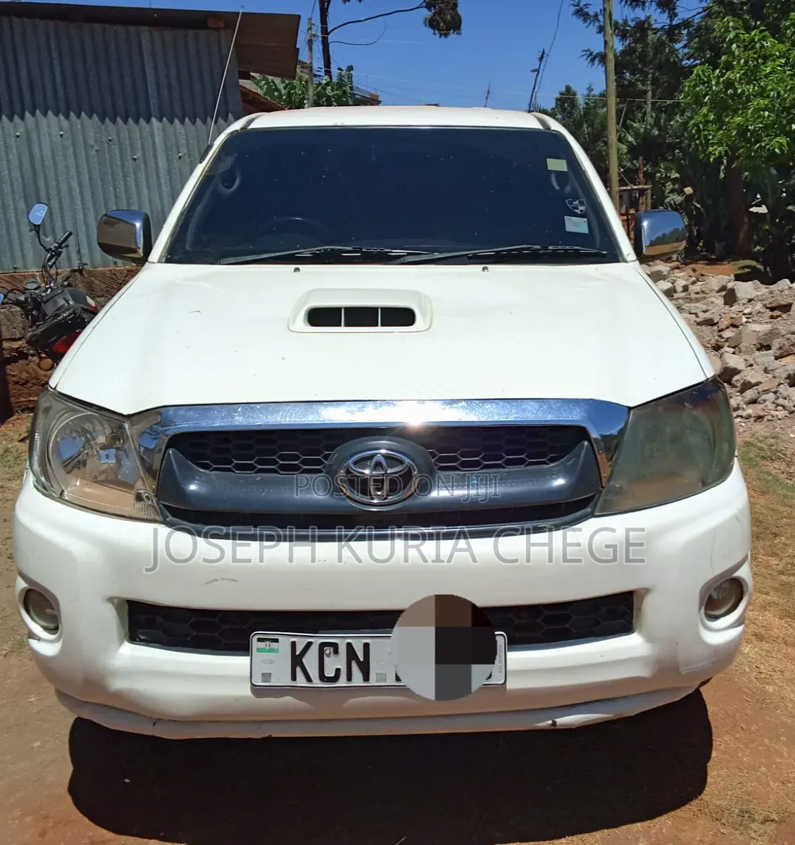 Toyota Hilux 2008 White