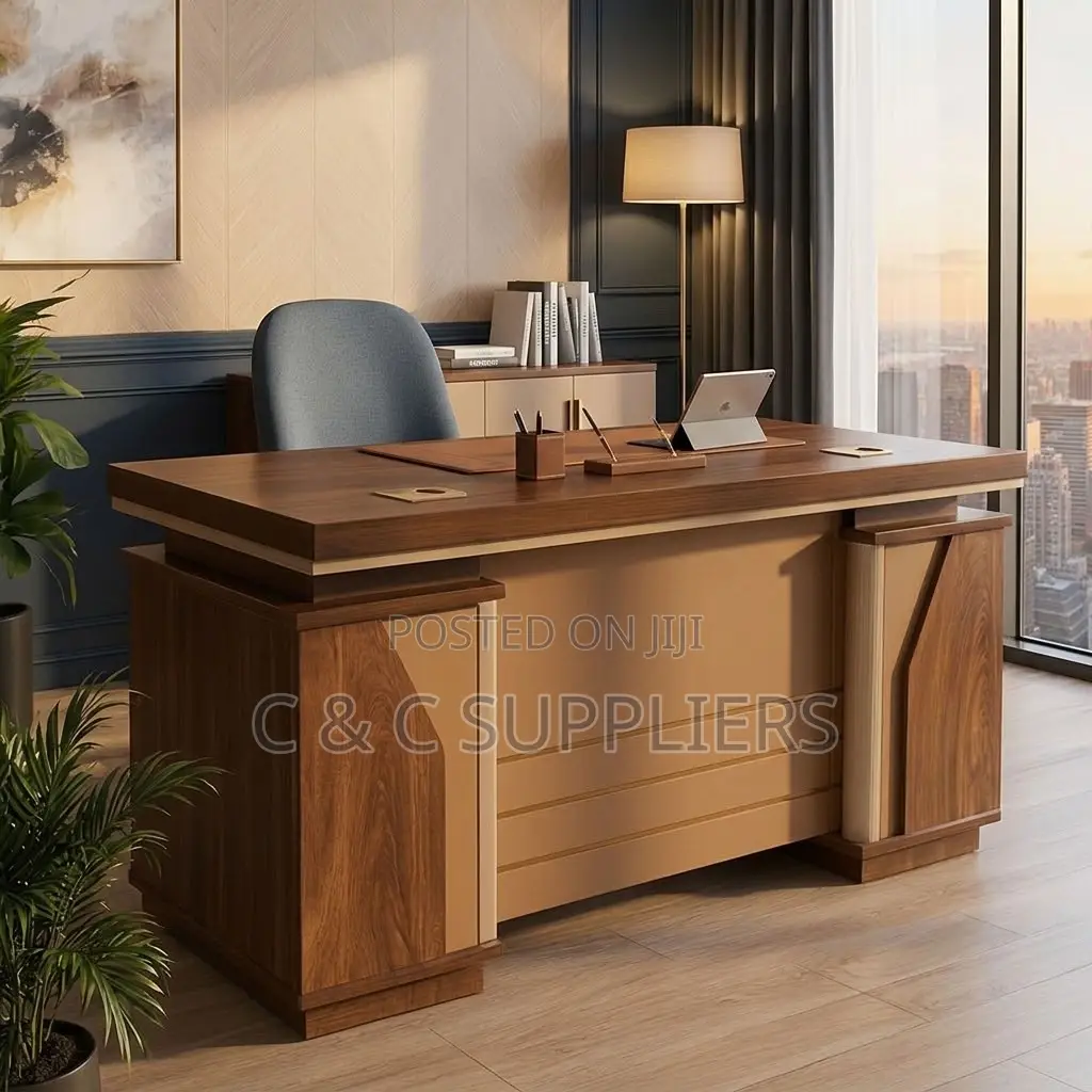 1.4M Advanced Computer/Writing Desk