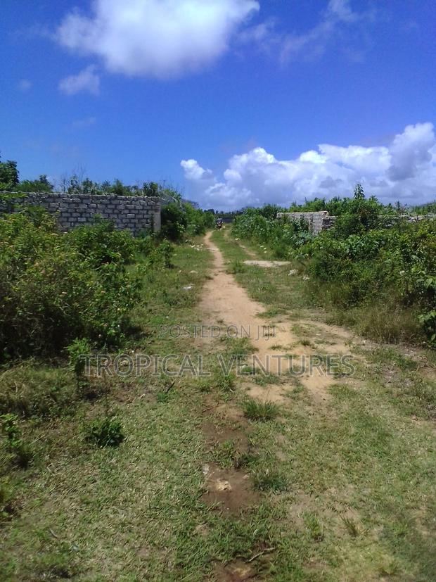 Beach Land for Sale Diani. - thumbnail 4