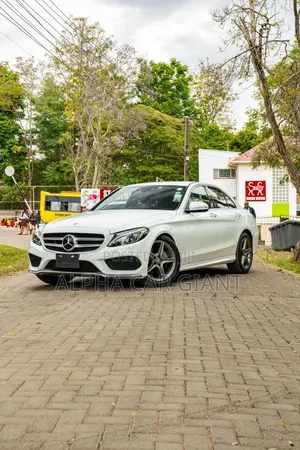 Mercedes-Benz C200 2016 White