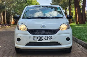 Toyota Passo 2018 White