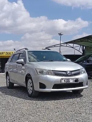 Toyota Corolla Fielder 2015 Silver