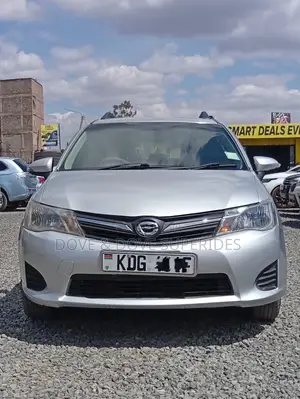 Toyota Corolla Fielder 2015 Silver