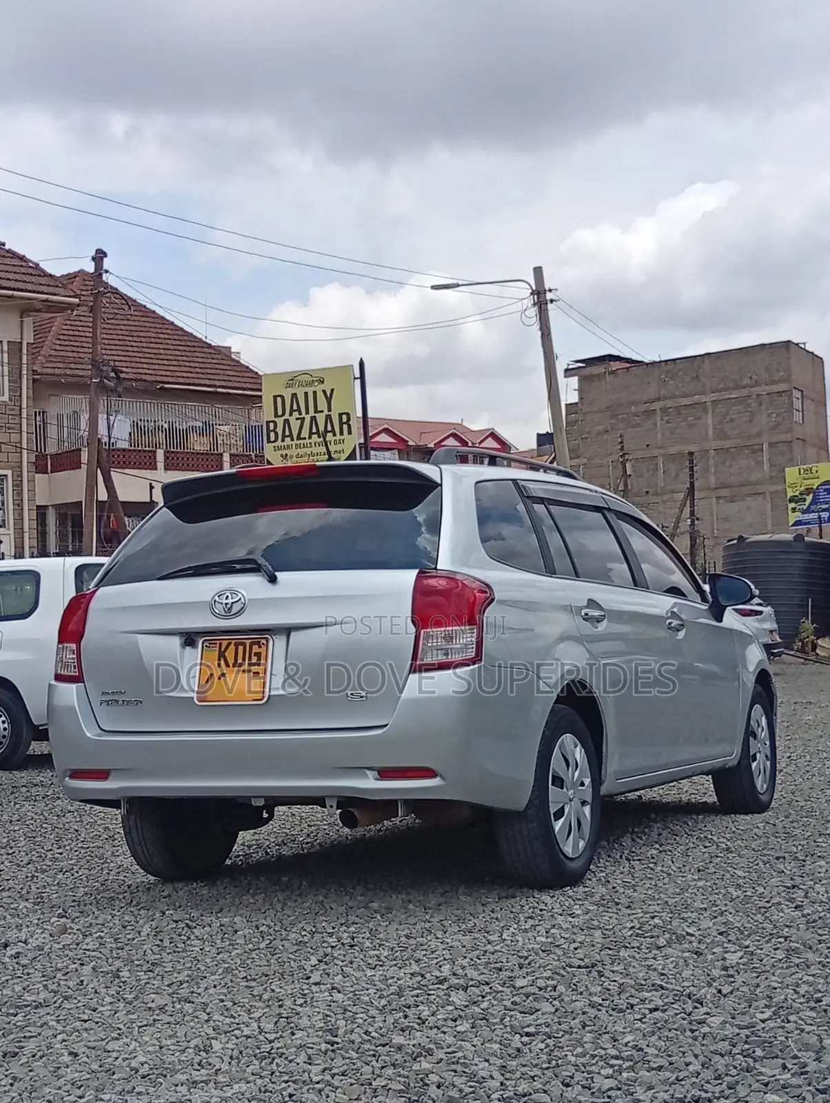 Toyota Corolla Fielder 2015 Silver