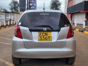 Honda Fit 2010 Silver