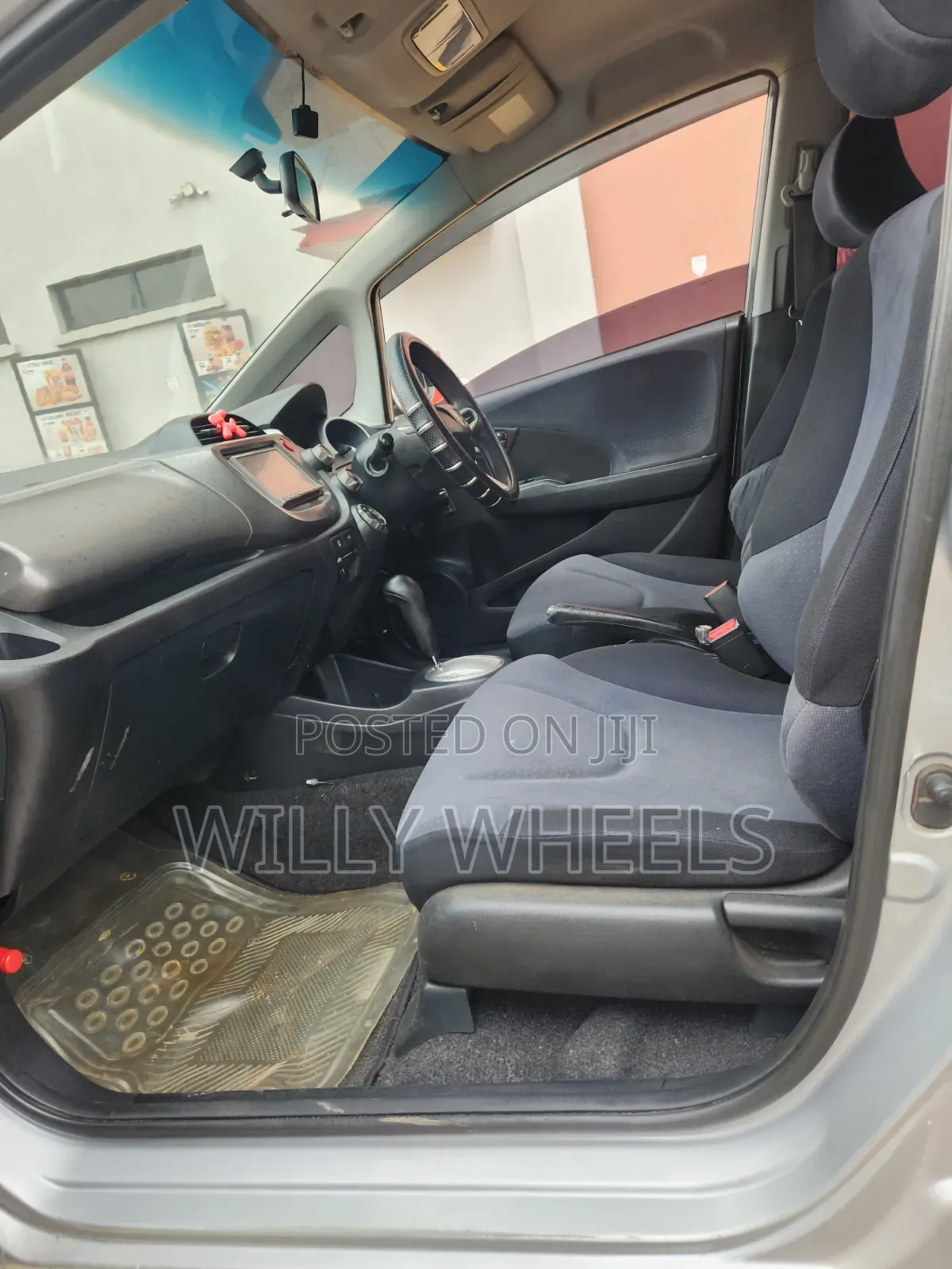 Honda Fit 2010 Silver