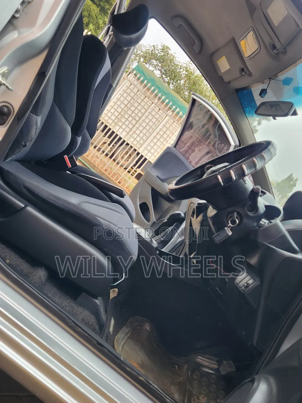 Honda Fit 2010 Silver