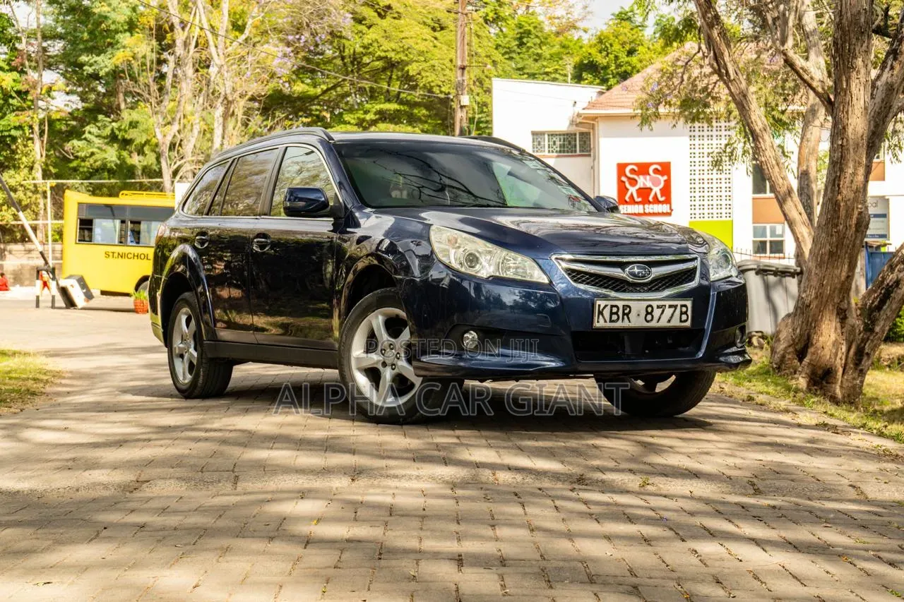 Subaru Outback 2.5i 2011 Blue