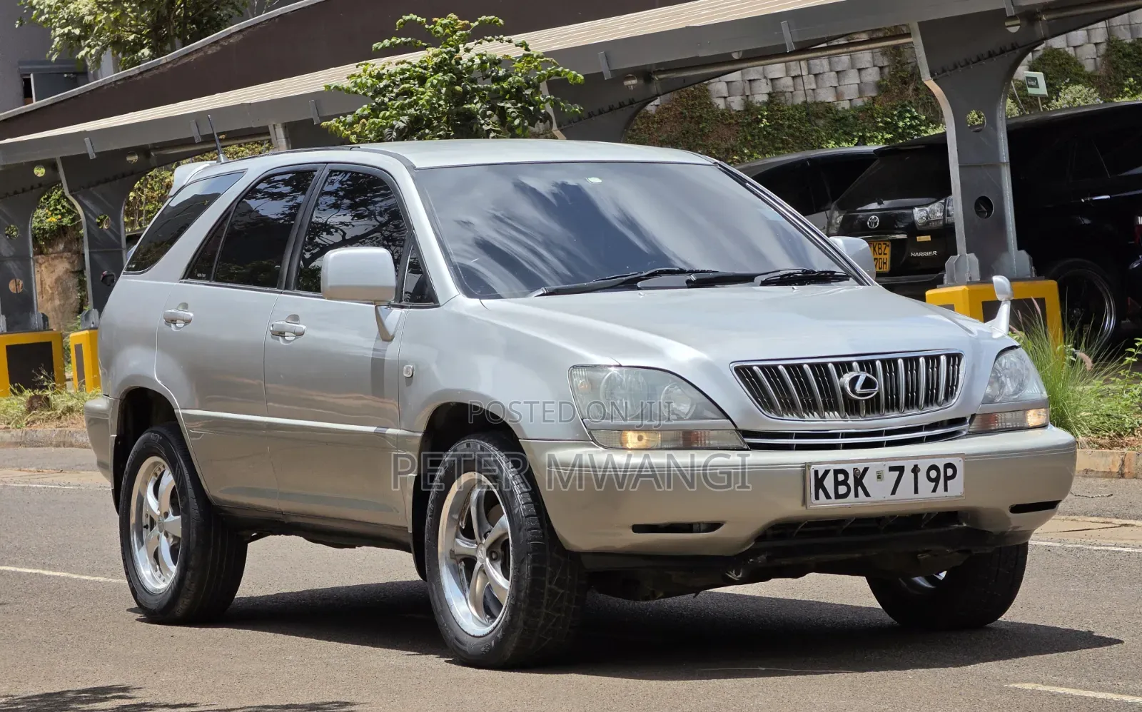 Toyota Harrier 2002 Silver