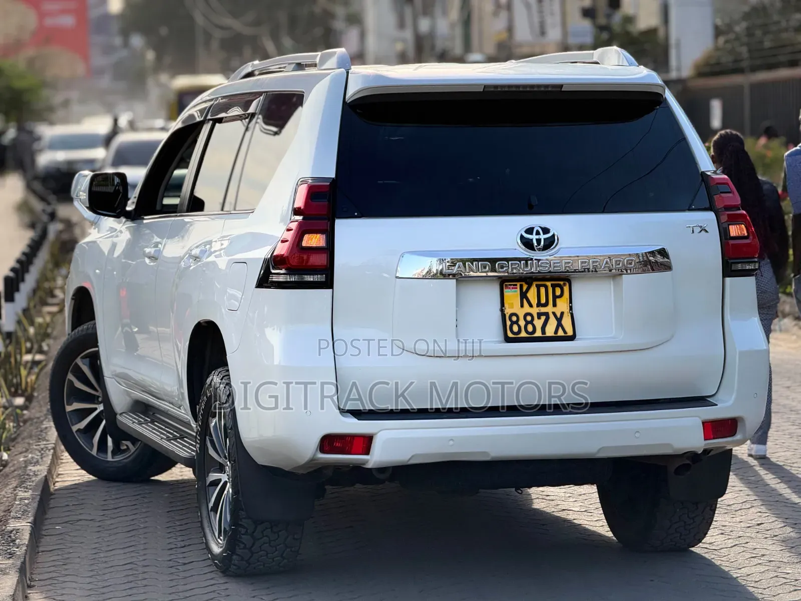 Toyota Land Cruiser 2019 White