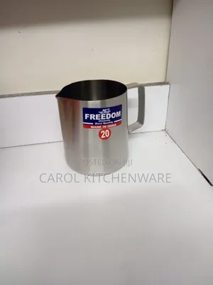 600 Ml Stainless Steel Frothing Pitcher Jug / 600 Ml Milk Jug