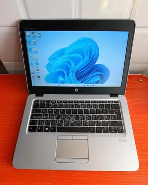 Laptop HP EliteBook 820 G4 8GB Intel Core i5 SSD 256GB