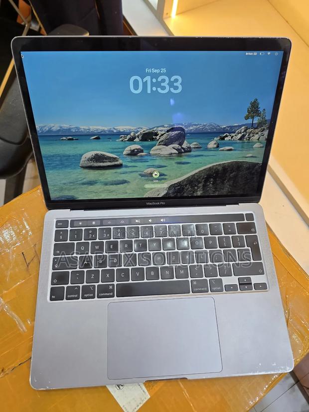 Laptop Apple MacBook Pro 2020 16GB Intel Core i7 SSD 512GB
