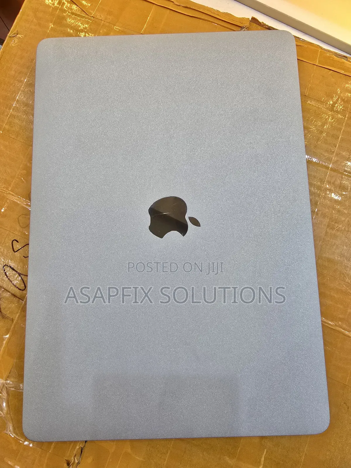 Laptop Apple MacBook Pro 2020 16GB Intel Core i7 SSD 512GB