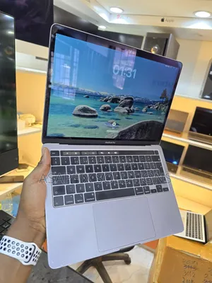 Laptop Apple MacBook Pro 2020 16GB Intel Core i7 SSD 512GB