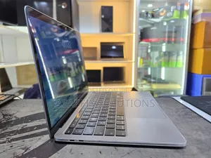 Laptop Apple MacBook Pro 2020 16GB Intel Core i7 SSD 512GB