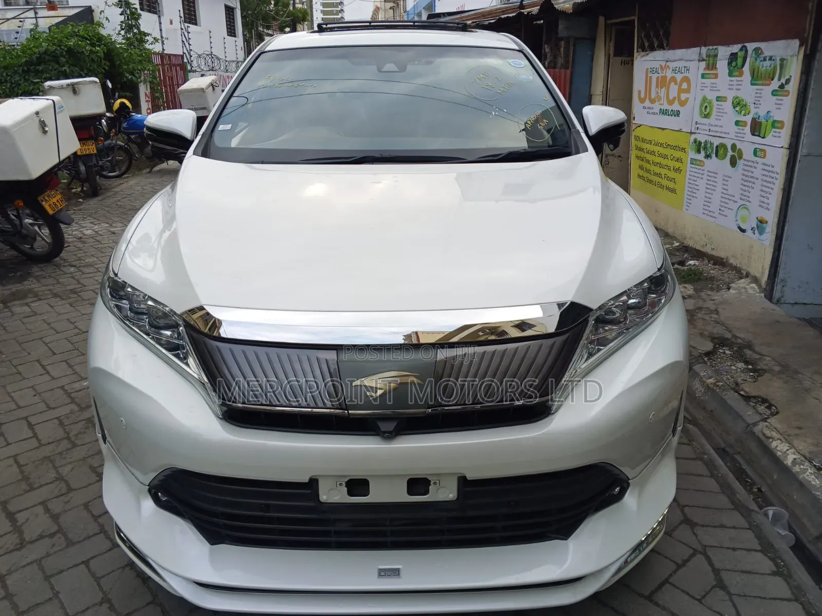 Toyota Harrier 2019 Off white