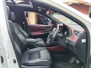 Toyota Harrier 2019 Off white