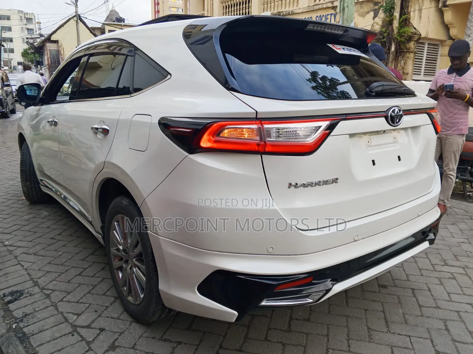 Toyota Harrier 2019 Off white