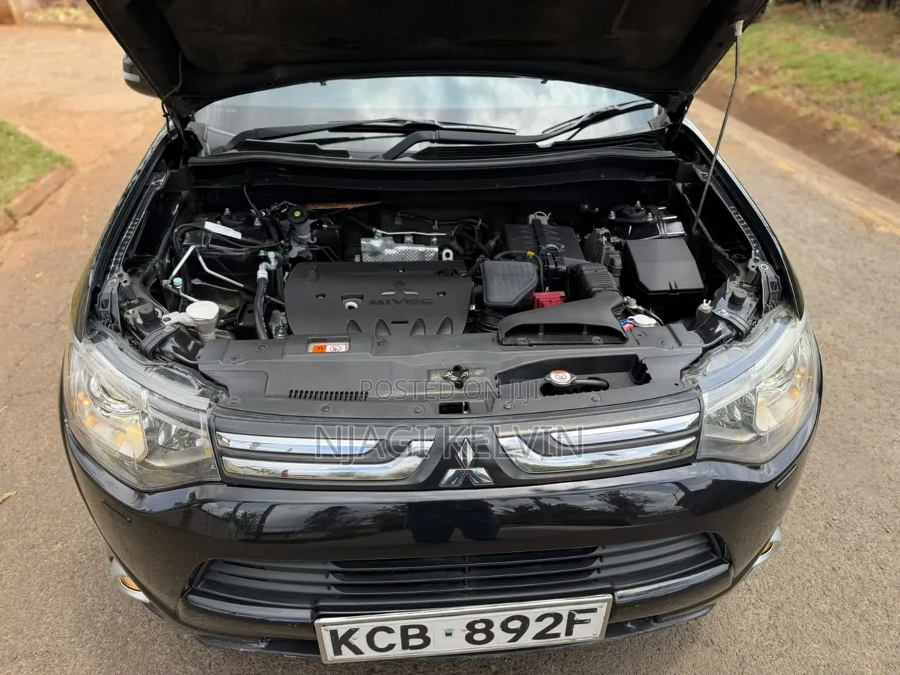 Mitsubishi Outlander 2014 Black