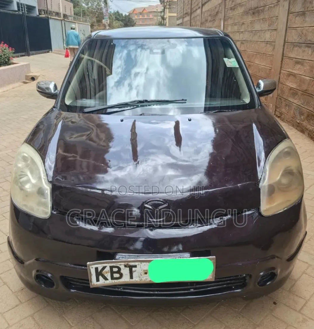 Mazda Verisa 2008 Black