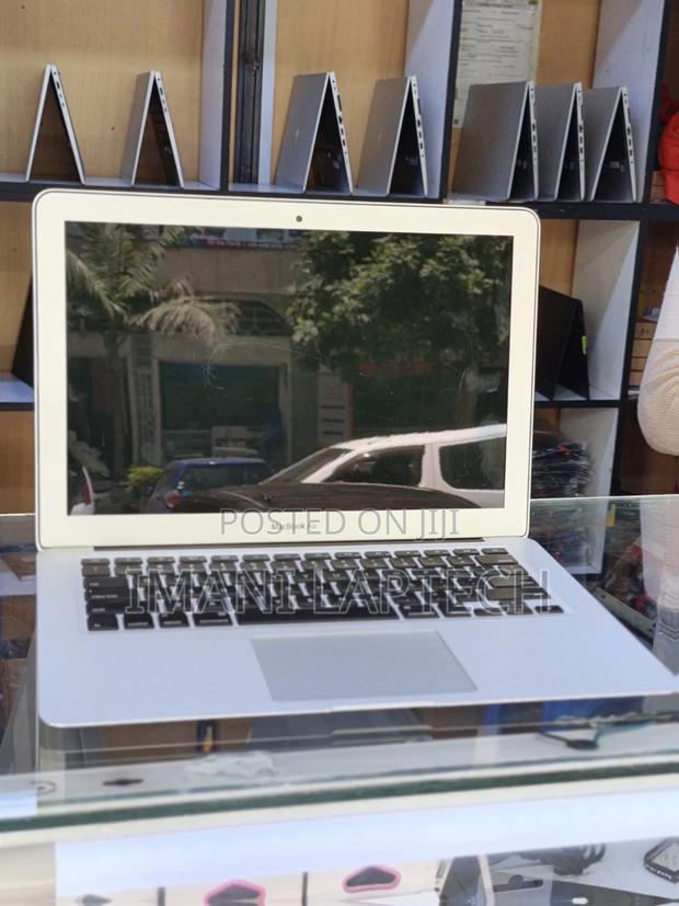 Laptop Apple MacBook Air 2015 8GB Intel Core i5 SSD 256GB