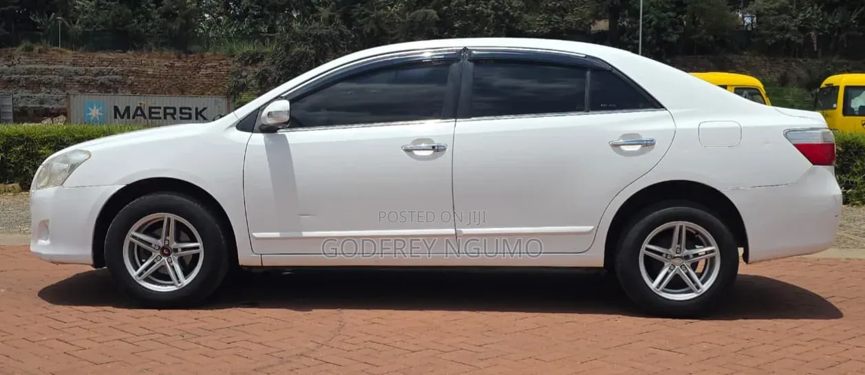 Toyota Premio 2009 White