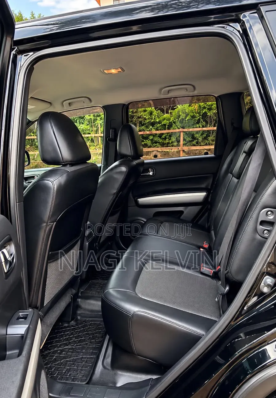Nissan X-Trail 2012 Black