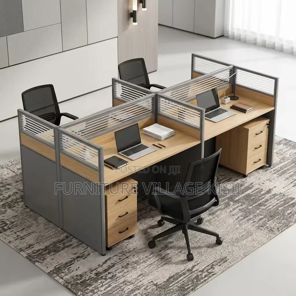 4-Seater Office Workstation