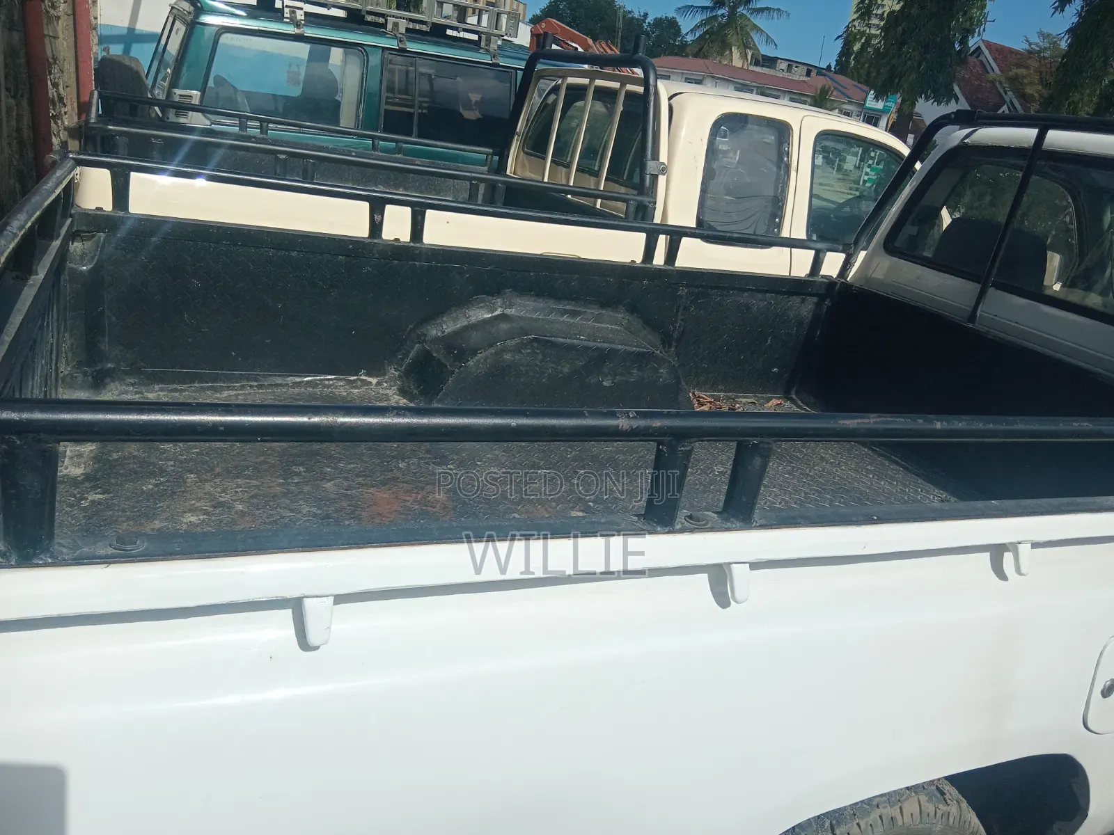 Toyota Hilux 2.5 Cab 2005 White