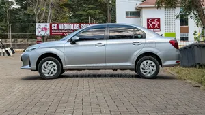 Toyota Axio 1.5 G 2WD 2018 Silver