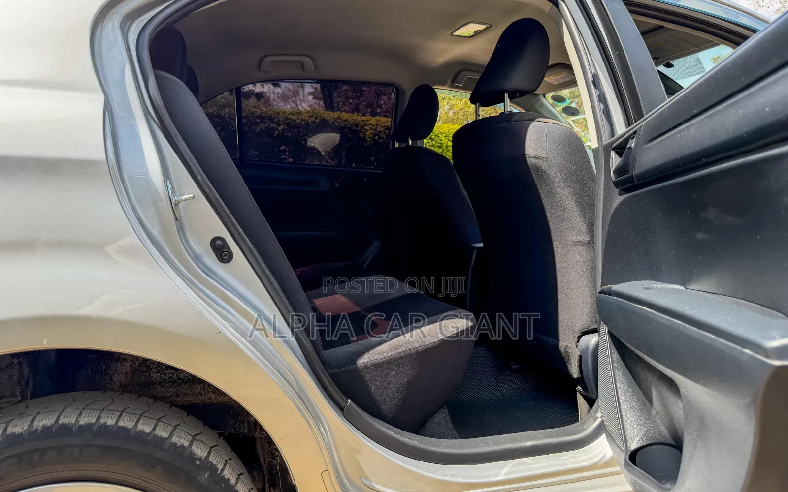 Toyota Axio 1.5 G 2WD 2018 Silver